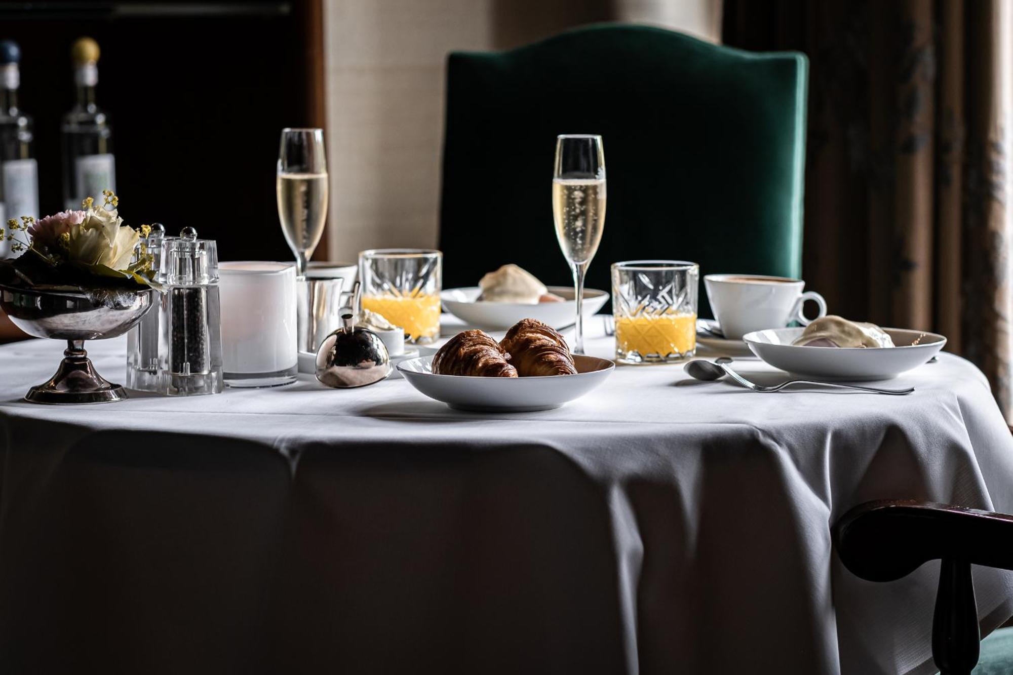 Hotel Kasteel Terworm 4*